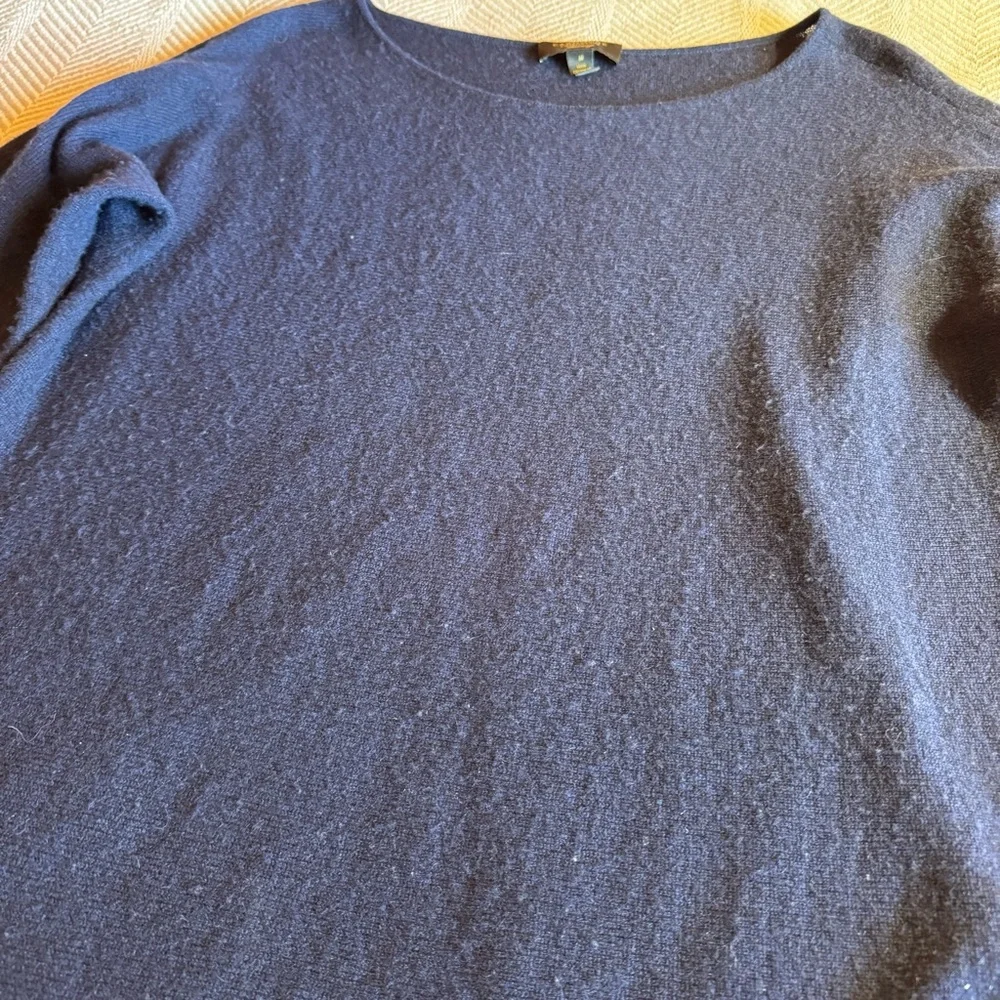 Women's Charter Club Cashmere Sweater High Low Hem,‎ Navy, Size M - Picture 3 of 8